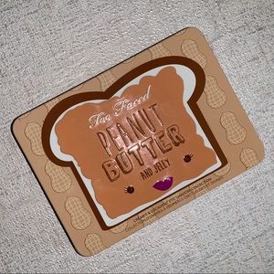 TOO FACED Peanut Butter & Jelly Palette